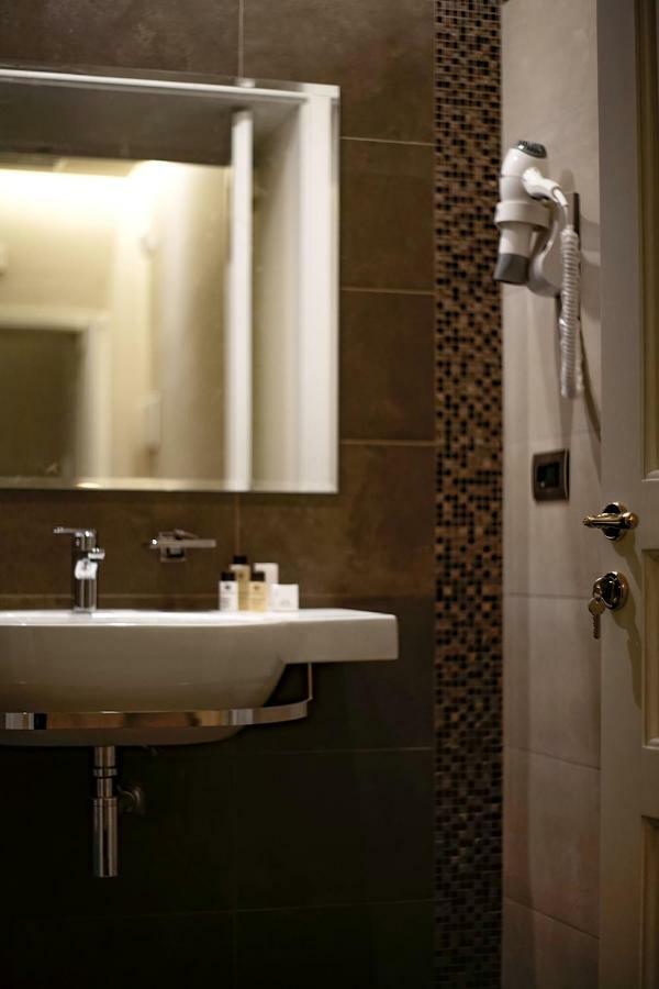 Bed and Breakfast Relais Anfitheatro Катания Экстерьер фото